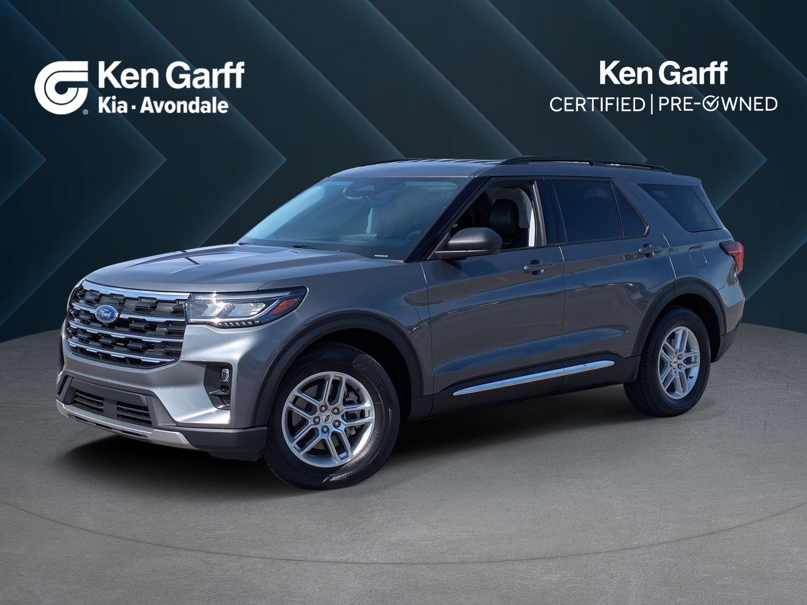 Used 2025 Ford Explorer Active w/ Active Comfort Package RWD image 1