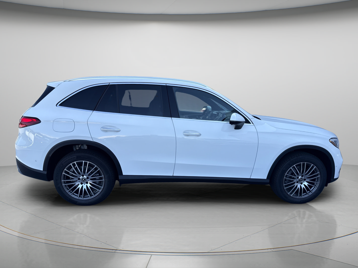 New 2027 Mercedes-Benz GLC 300 image 9