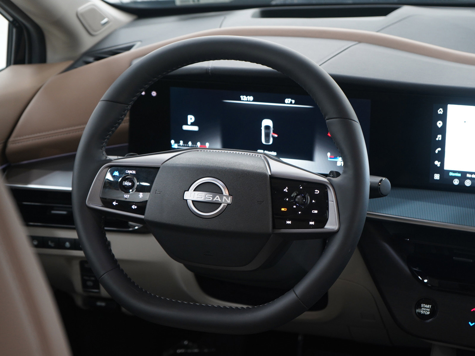 Used 2025 Nissan Murano Platinum w/ Cargo Package image 14