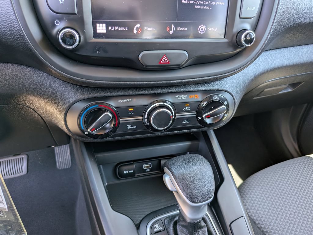 Certified 2023 Kia Soul LX w/ LX Technology Package FWD image 23