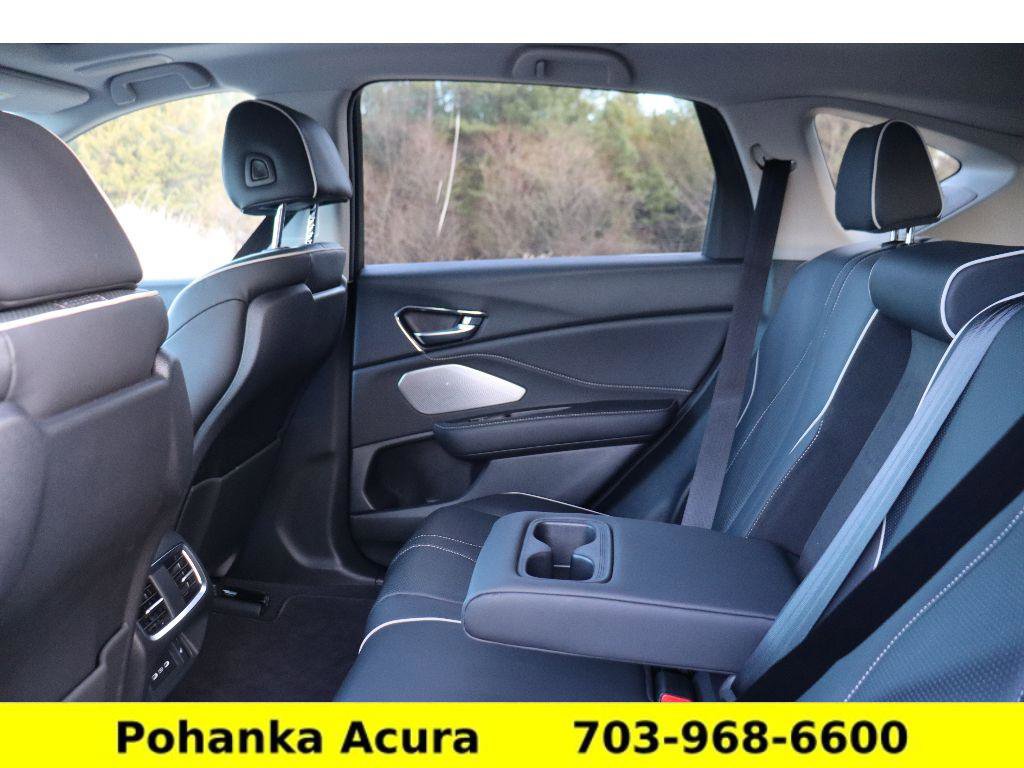 Certified 2025 Acura RDX w/Advance Package image 30