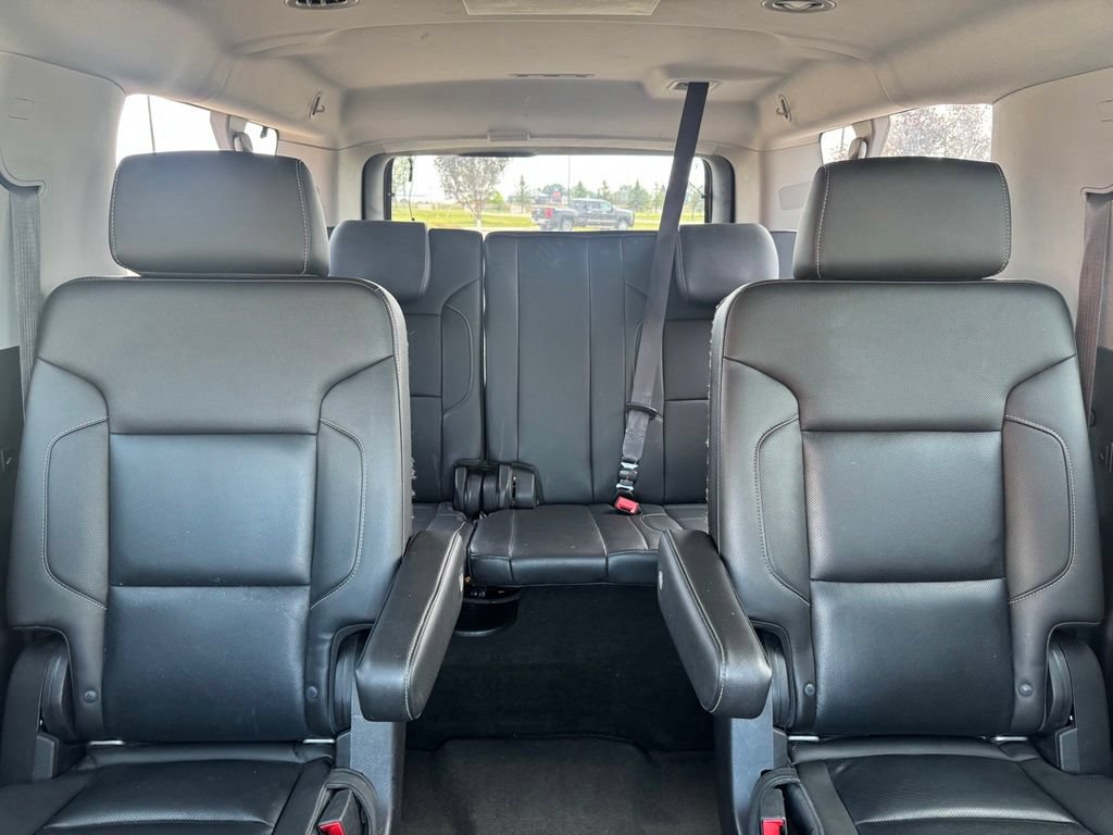 Used 2015 Chevrolet Suburban LTZ AWD/4WD image 28