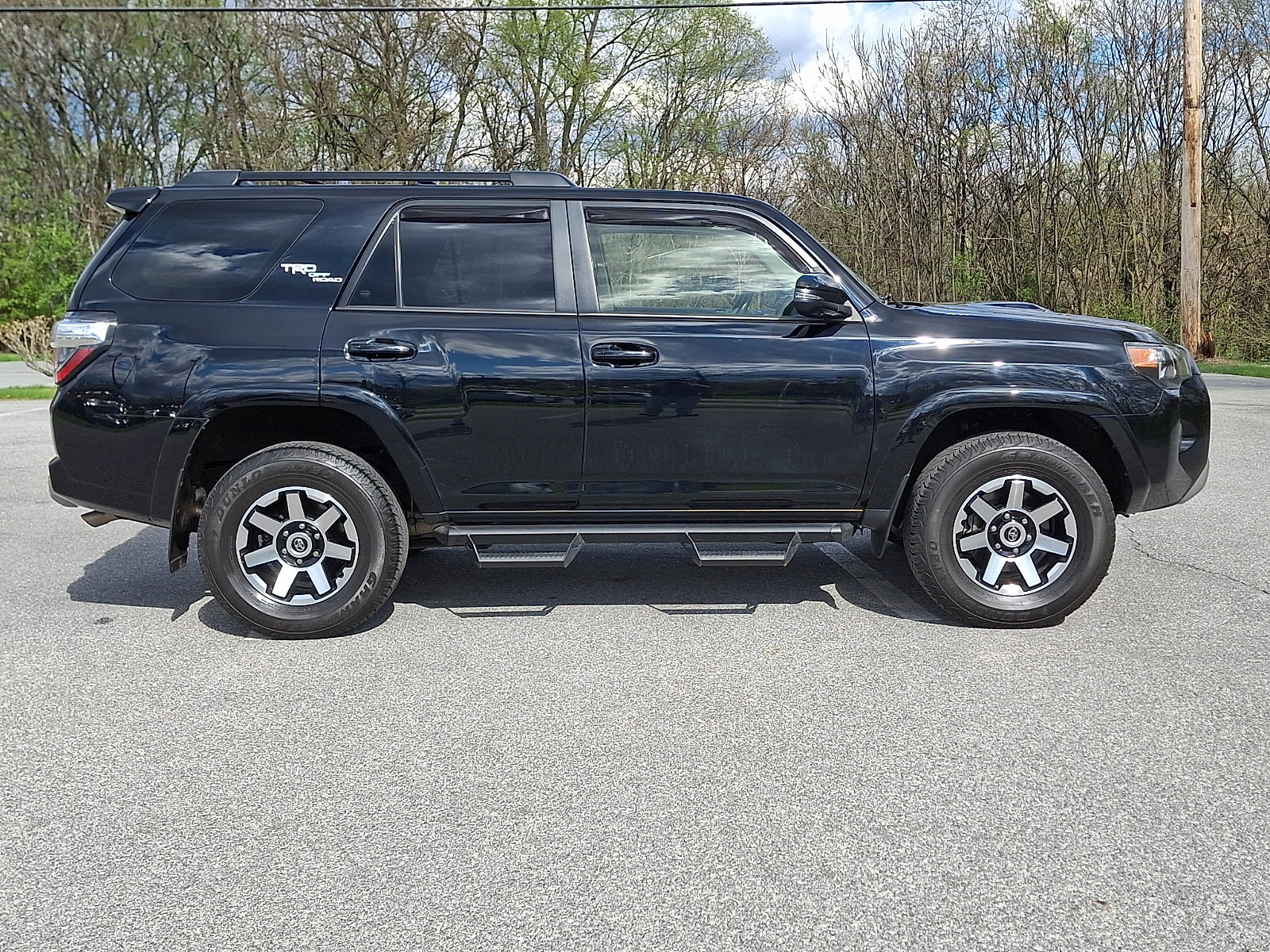 Used 2023 Toyota 4Runner TRD Off-Road Premium w/ Off Road Premium Plus Package image 7