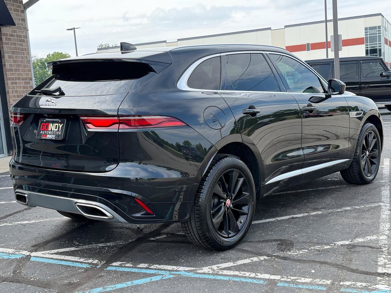 Used 2021 Jaguar F-PACE R-Dynamic S AWD/4WD image 6