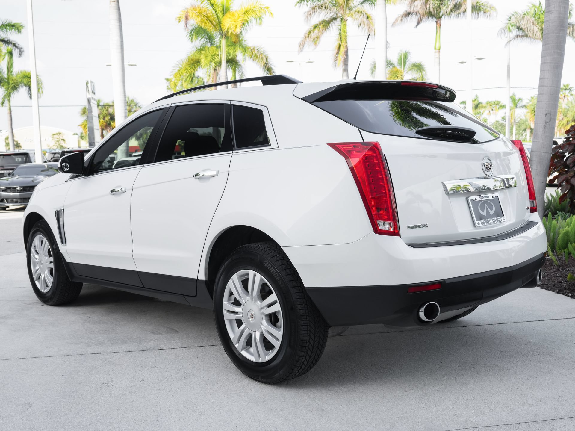 Used 2015 Cadillac SRX FWD image 7