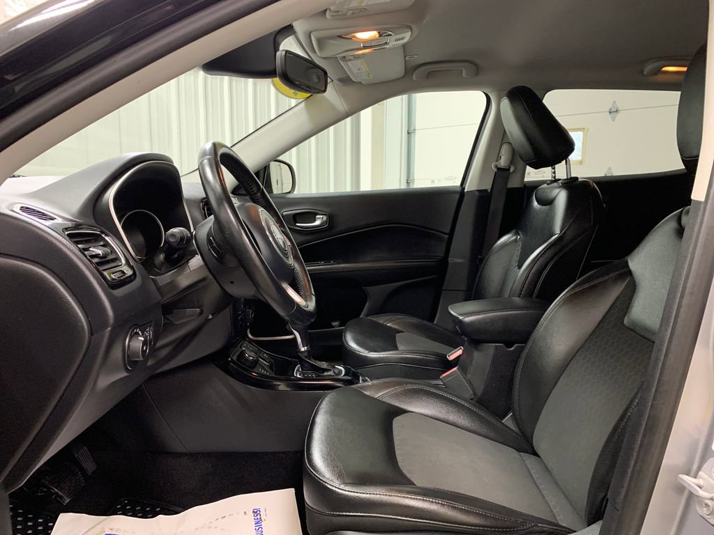 Used 2019 Jeep Compass Altitude image 4