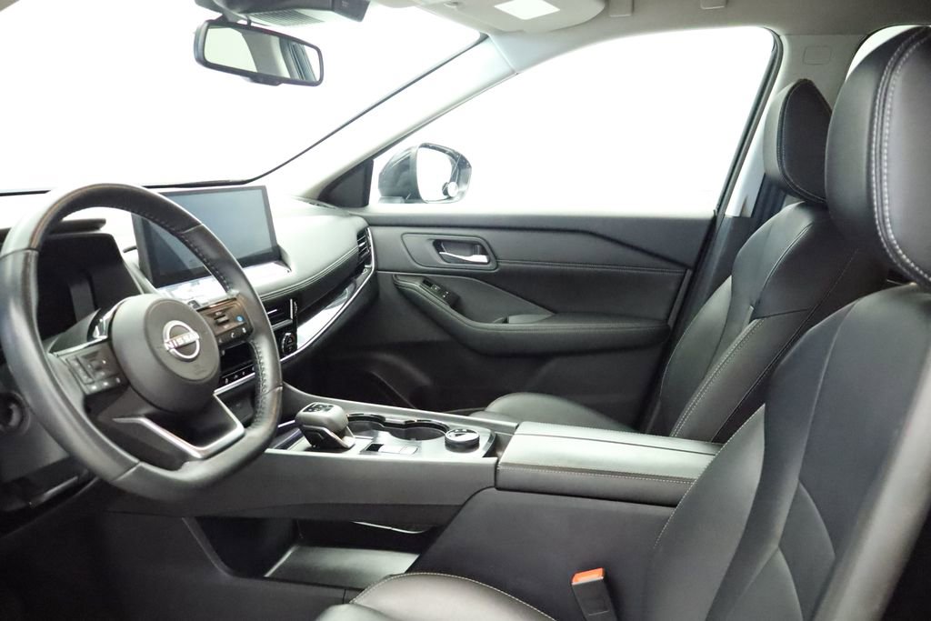Used 2024 Nissan Rogue SL image 29