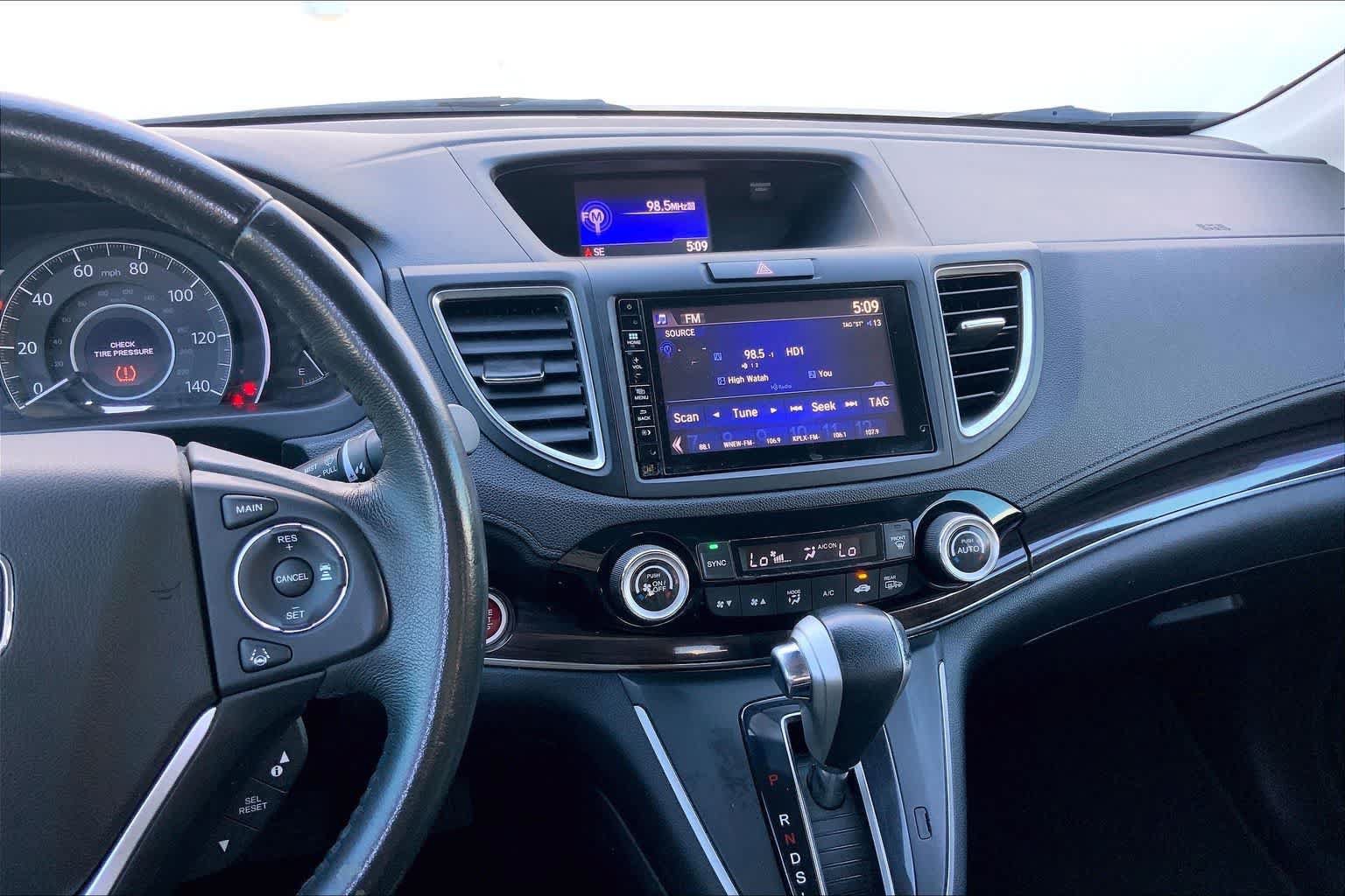 Used 2016 Honda CR-V Touring image 15