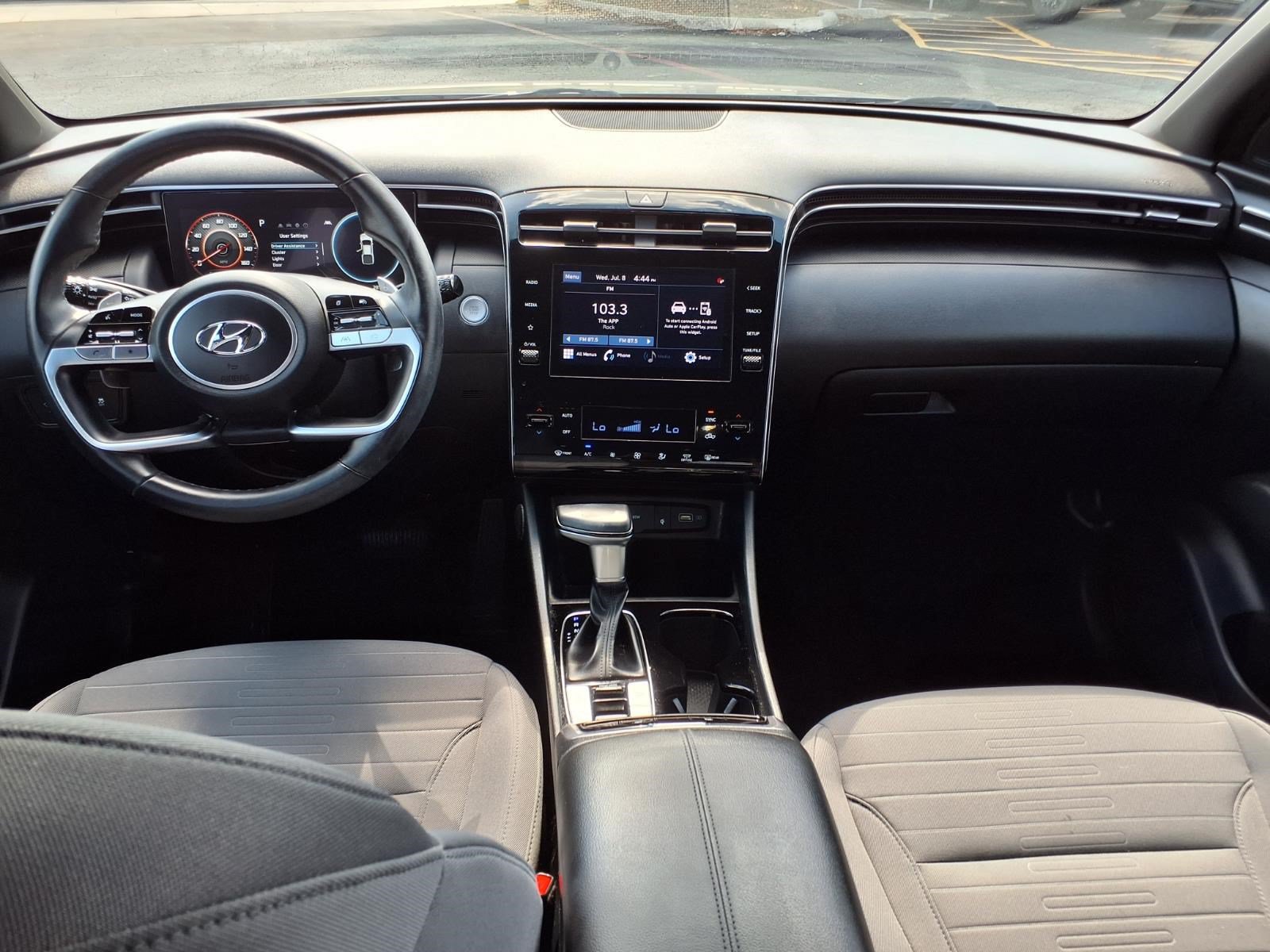 Used 2022 Hyundai Santa Cruz SEL Premium w/ Cargo Package AWD/4WD image 11