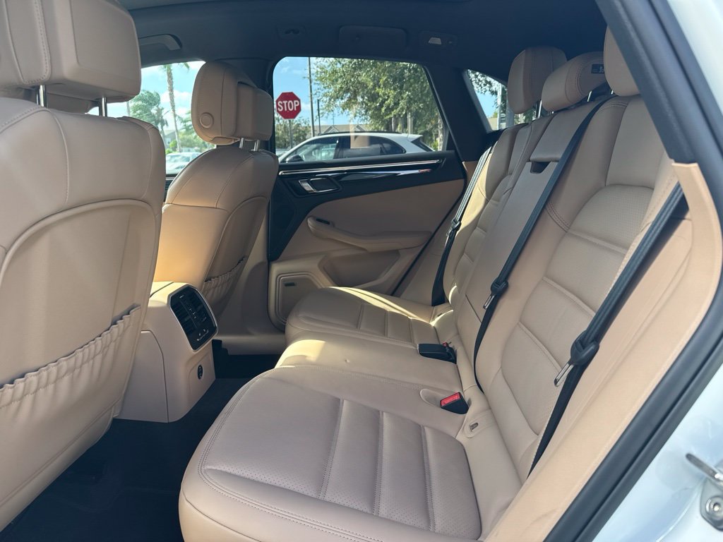 Certified 2026 Porsche Macan S AWD/4WD image 7