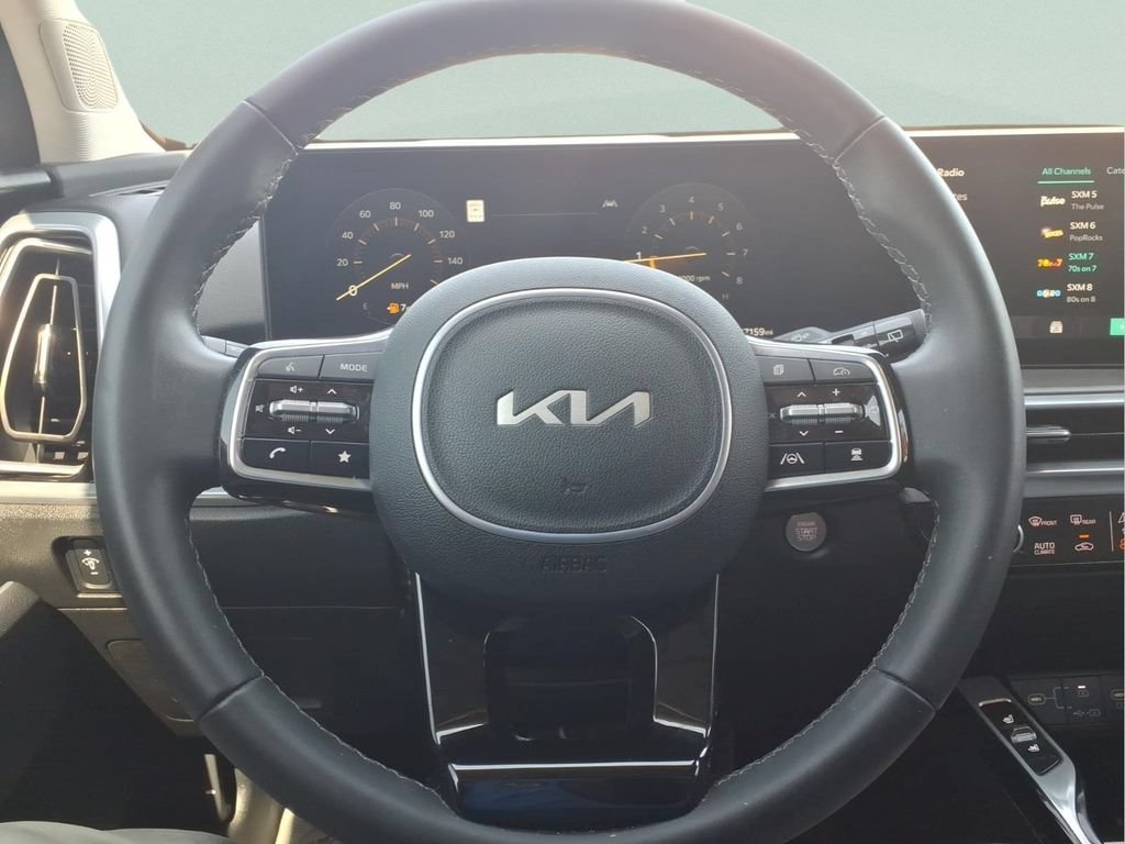 Used 2024 Kia Sorento SX AWD/4WD image 28