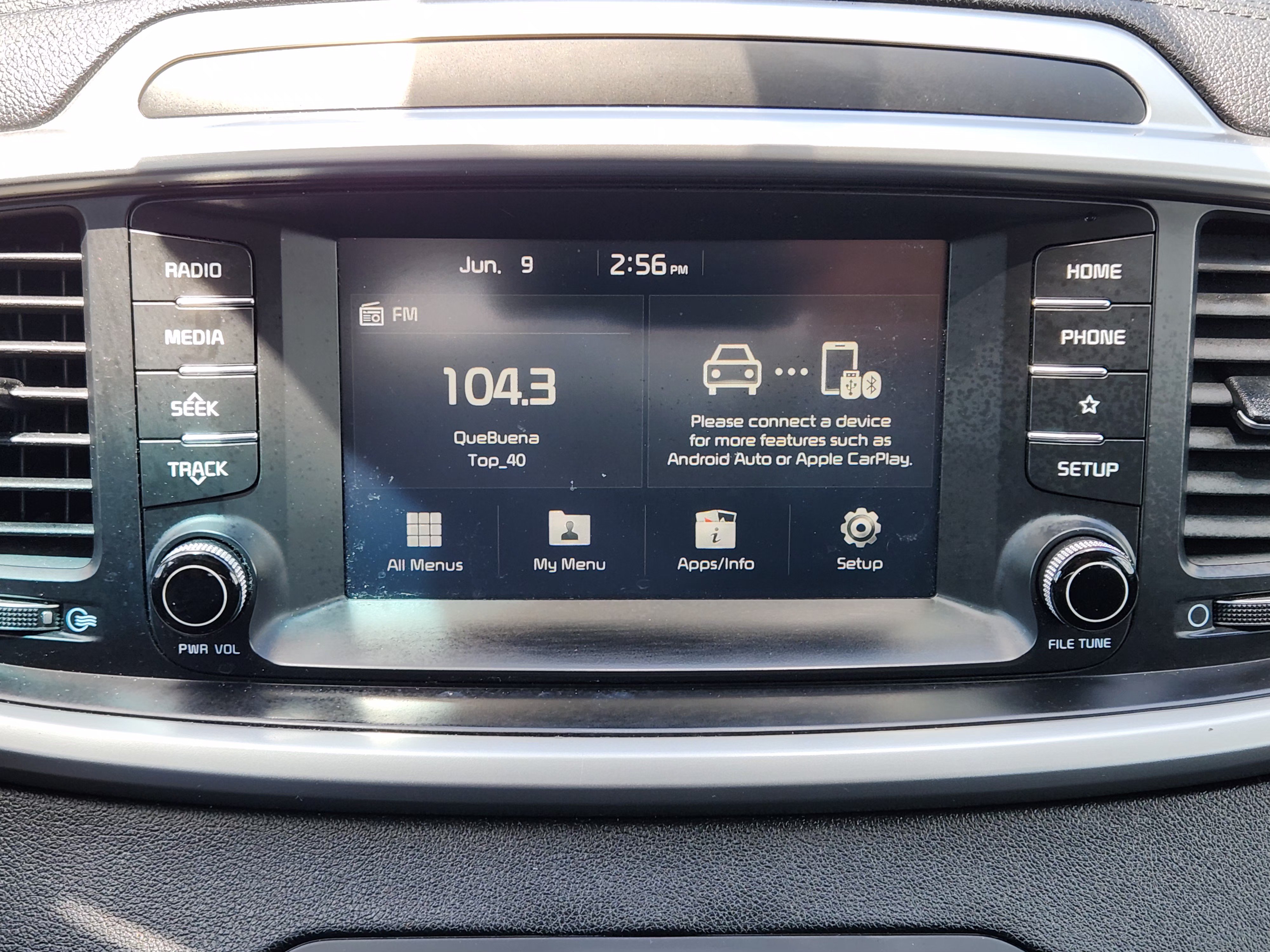 Used 2020 Kia Sorento L FWD image 17