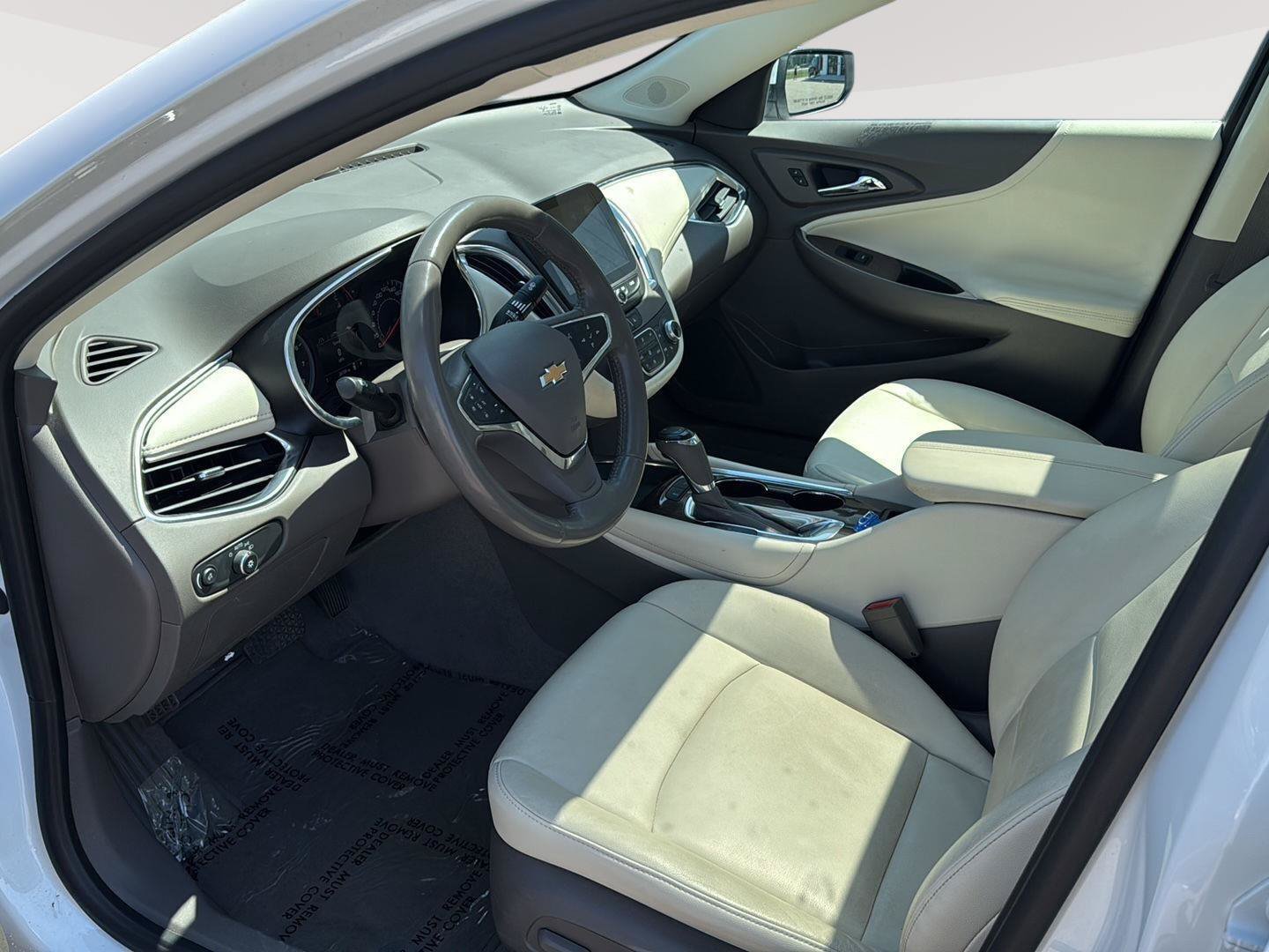 Used 2020 Chevrolet Malibu LT w/ LT Plus Package FWD image 21