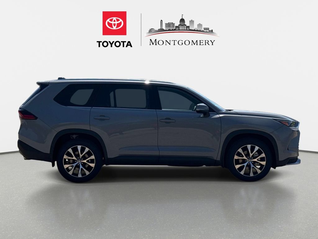 New 2026 Toyota Grand Highlander AWD Hybrid image 2