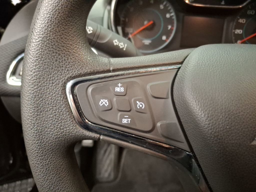 Used 2017 Chevrolet Cruze LT image 20
