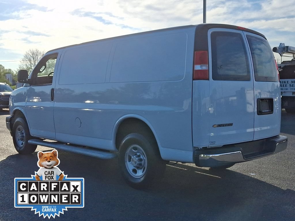Used 2024 Chevrolet Express 2500 w/ Driver Convenience Package RWD image 7