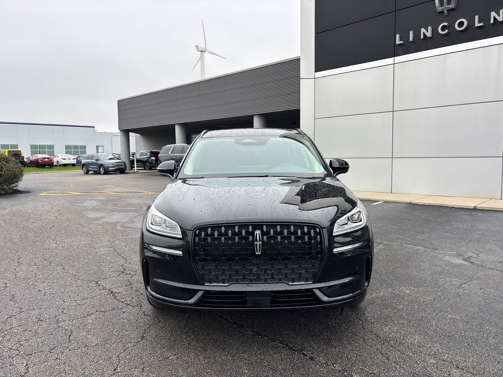 New 2026 Lincoln Corsair Reserve w/ Jet Appearance Package AWD/4WD image 2