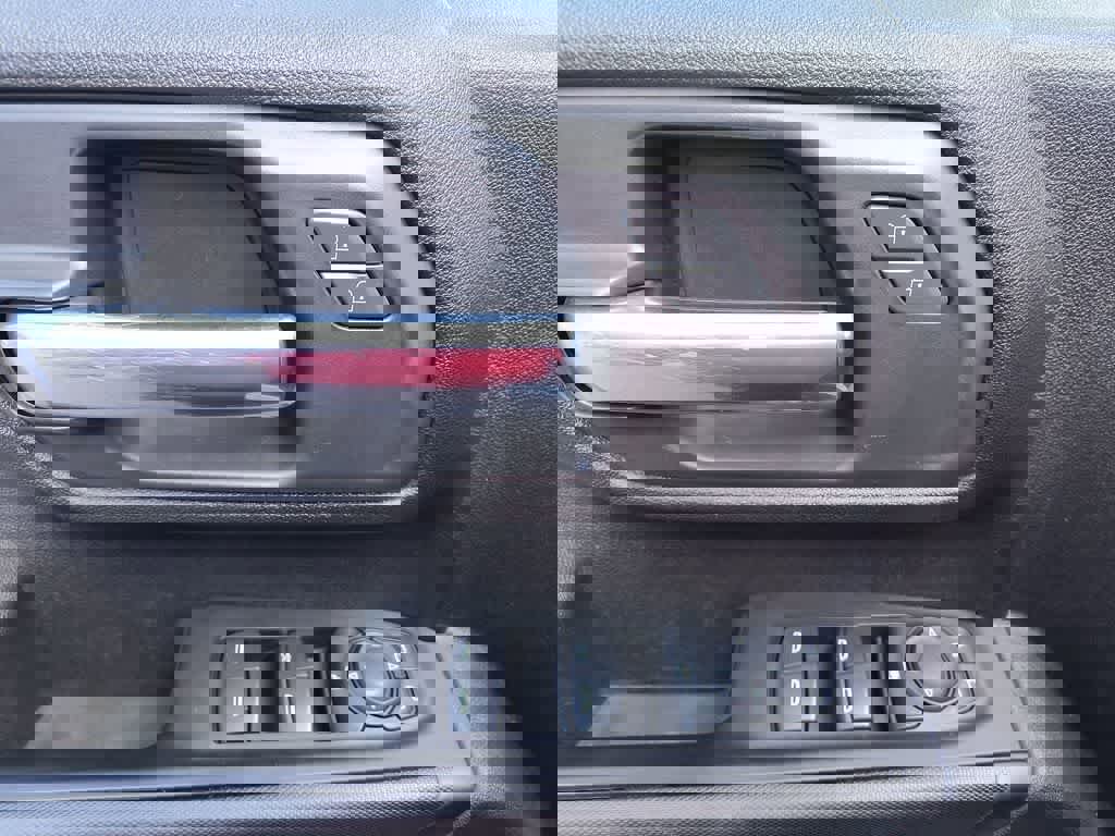 Used 2023 Chevrolet Silverado 2500 Custom w/ Custom Value Package AWD/4WD image 13