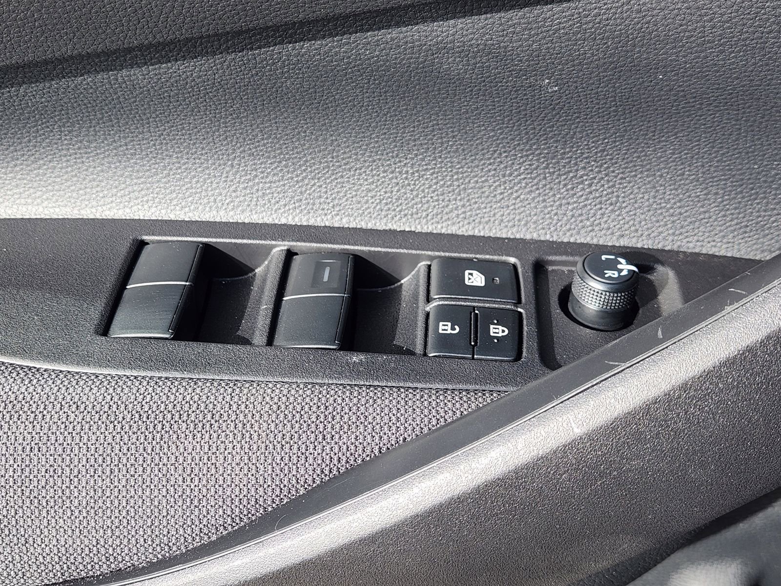 Used 2026 Toyota Corolla LE image 28