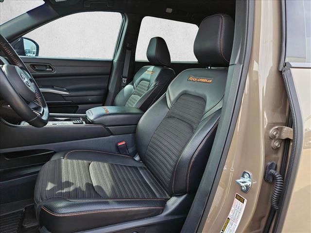 Used 2024 Nissan Pathfinder Rock Creek image 17