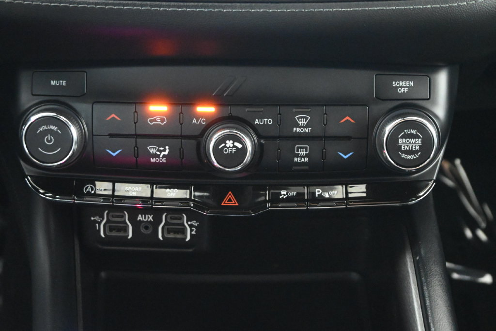 Used 2023 Dodge Durango SXT Launch Edition AWD/4WD image 21