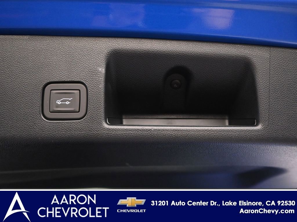 New 2026 Chevrolet Equinox EV LT image 32