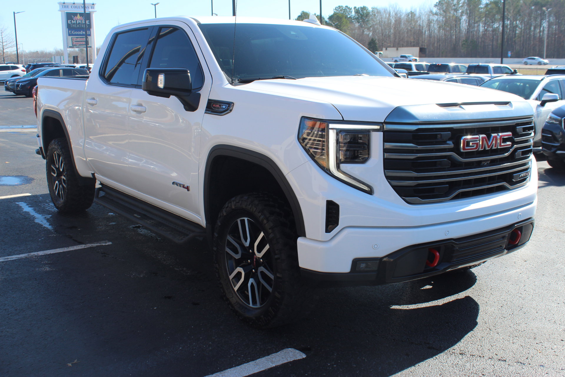 Used 2023 GMC Sierra 1500 AT4 w/ AT4 Premium Package image 4