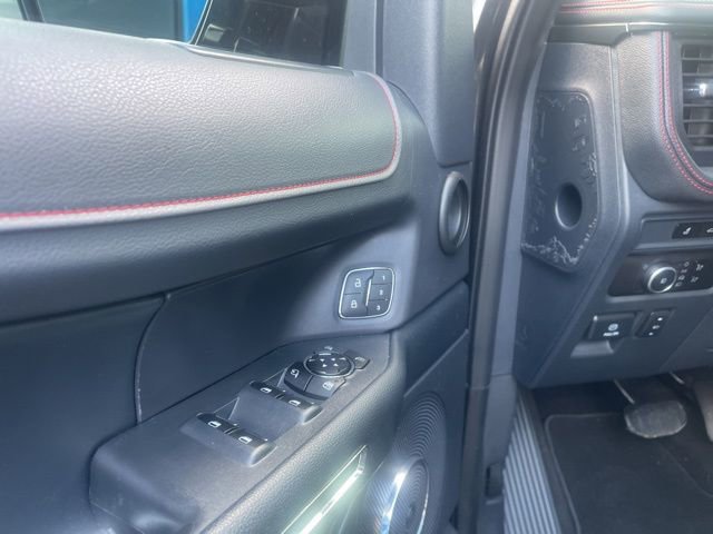 Used 2023 Ford Expedition Limited image 7