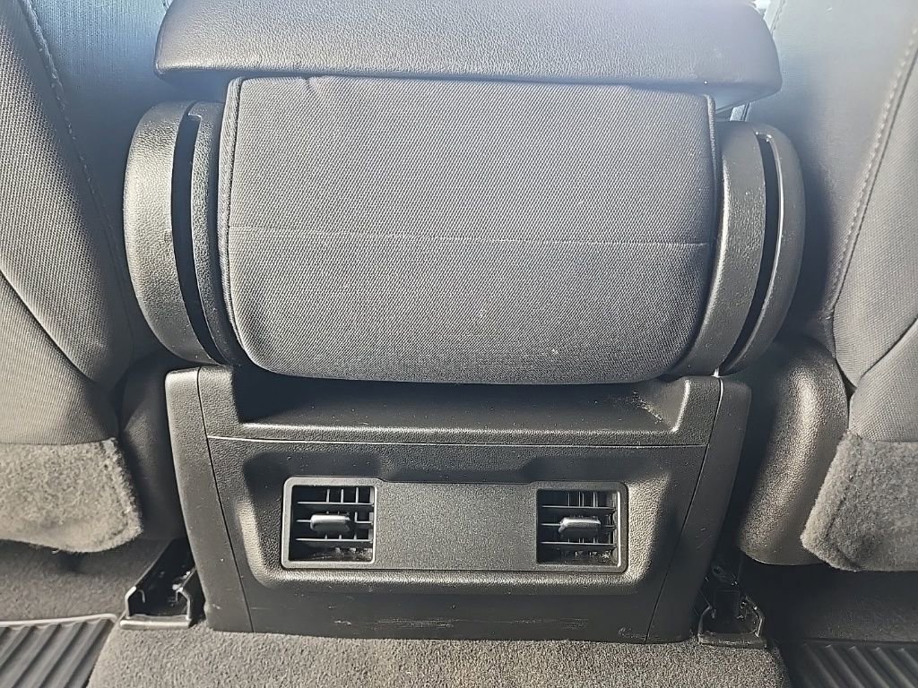 Used 2023 Chevrolet Silverado 1500 Custom image 40