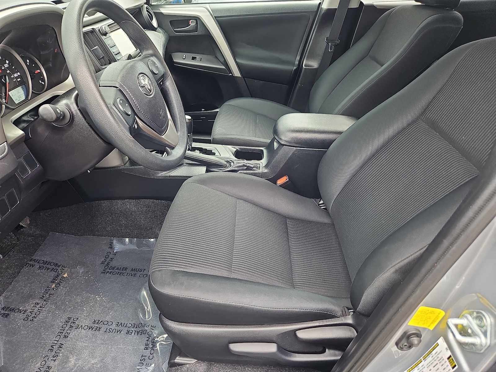 Used 2016 Toyota RAV4 LE image 24