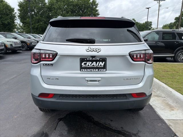 Used 2025 Jeep Compass Limited AWD/4WD image 7