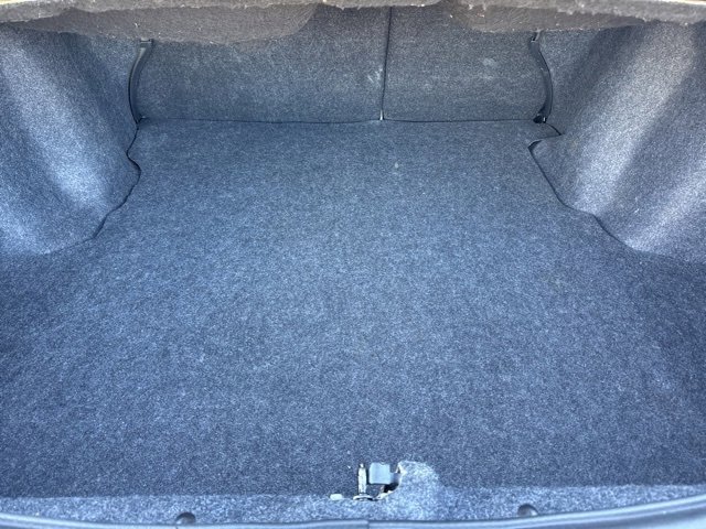 Used 2010 Chrysler Sebring Touring image 10