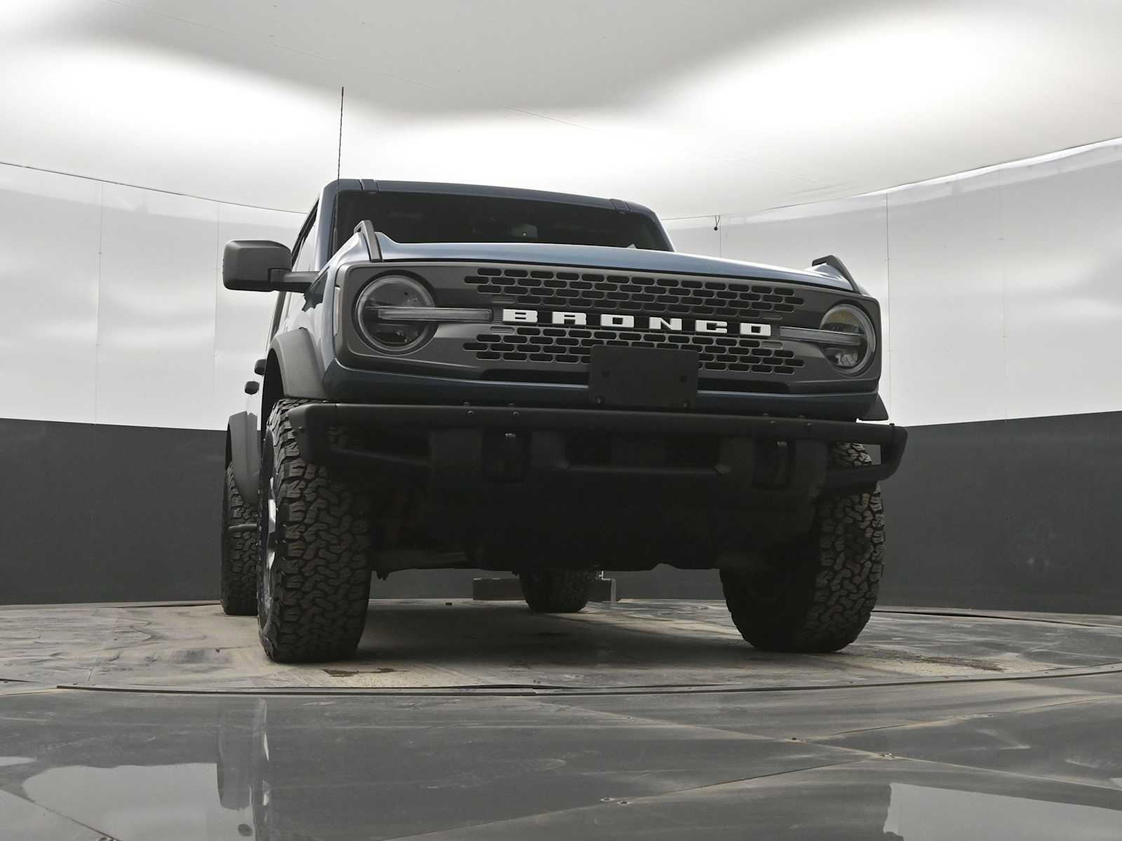 Used 2024 Ford Bronco Badlands image 34