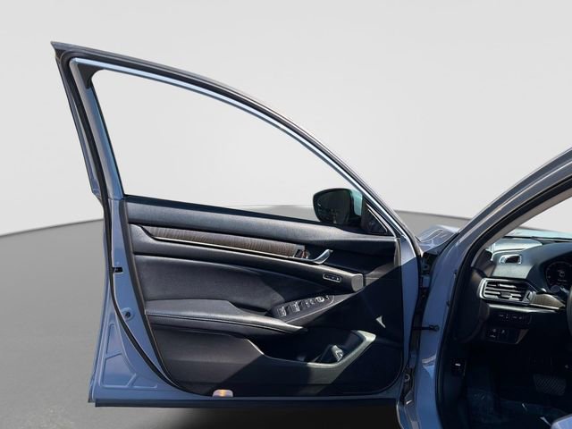 Used 2021 Honda Accord Touring image 18