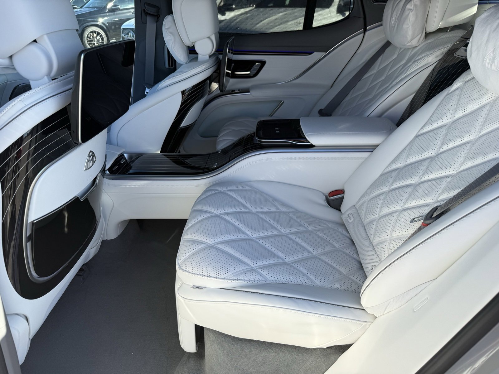 New 2025 Mercedes-Benz Maybach EQS 680 4MATIC image 25