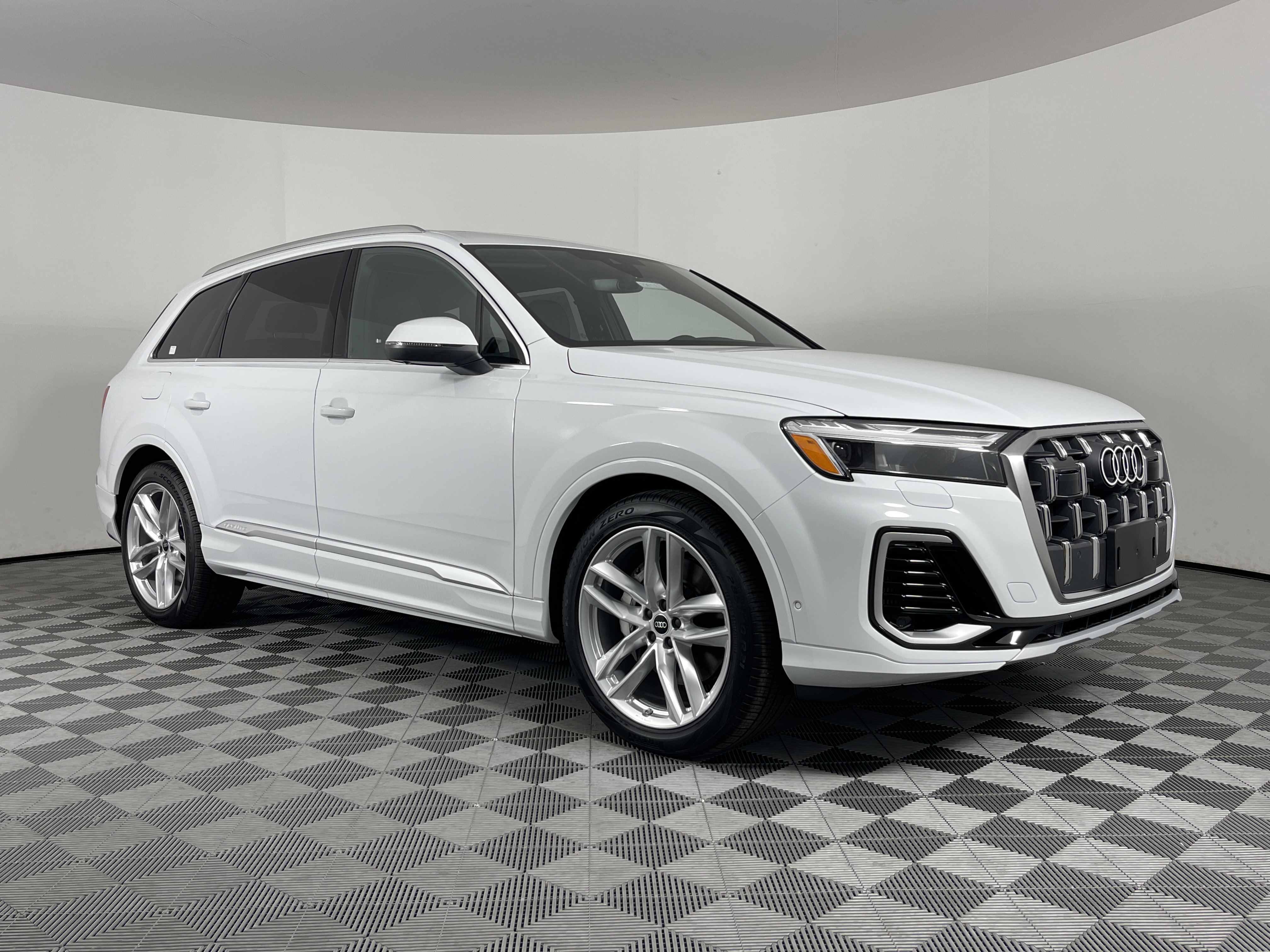 New 2025 Audi Q7 3.0T Premium Plus image 18
