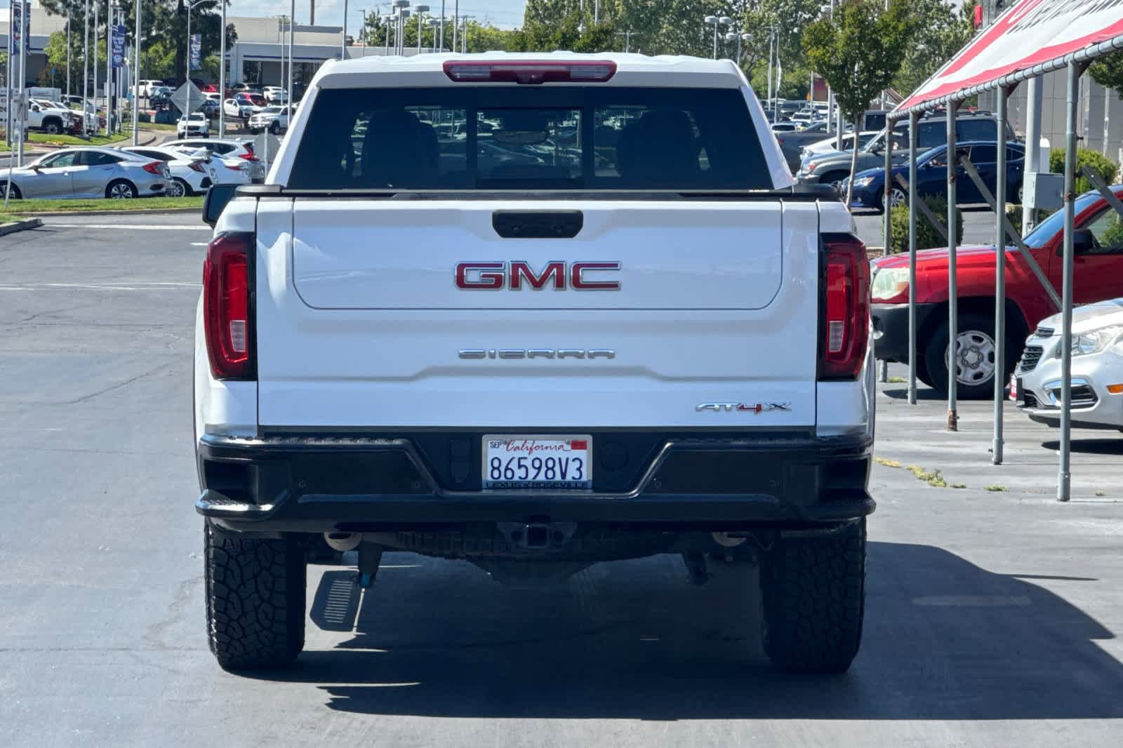 Used 2023 GMC Sierra 1500 AT4X image 8