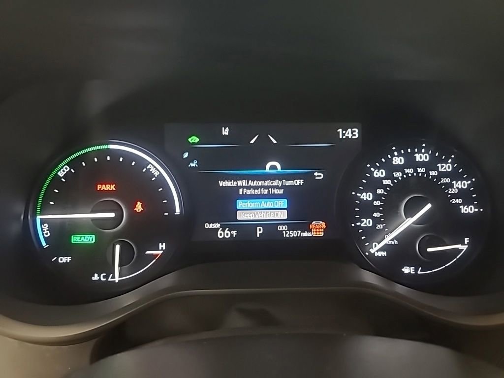 Used 2026 Toyota Sienna LE FWD image 30