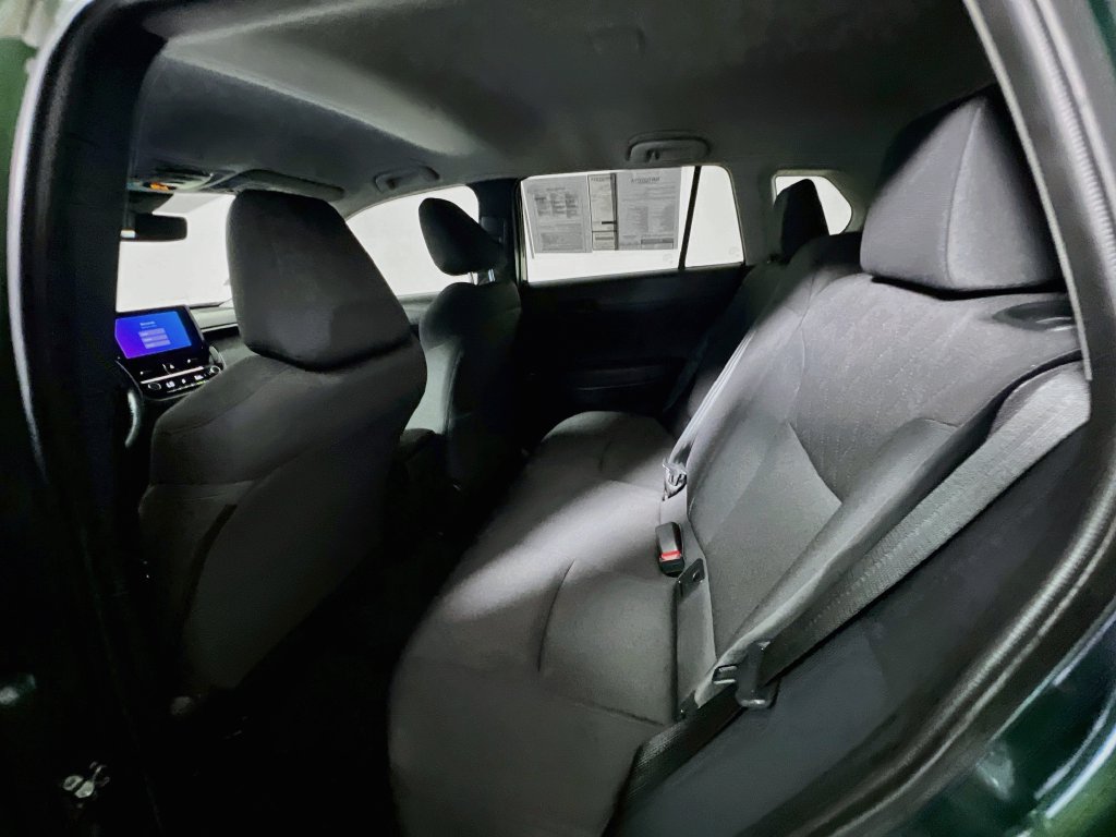 Used 2024 Toyota Corolla Cross LE FWD image 24