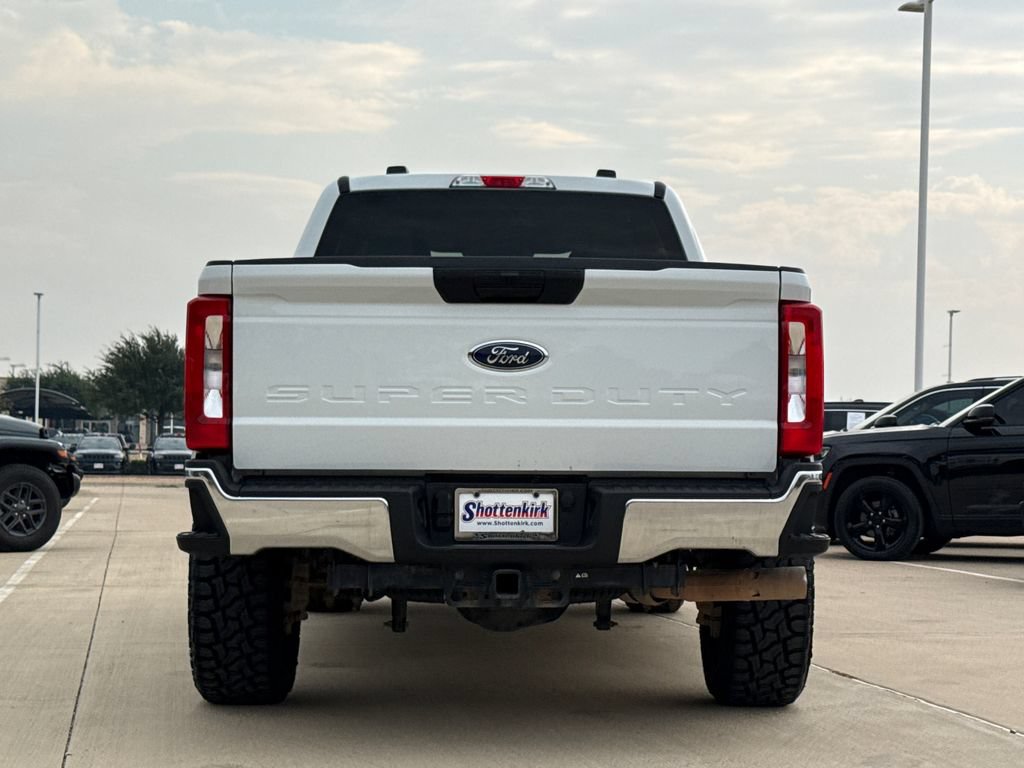 Used 2025 Ford F250 XLT w/ FX4 Off-Road Package AWD/4WD image 7