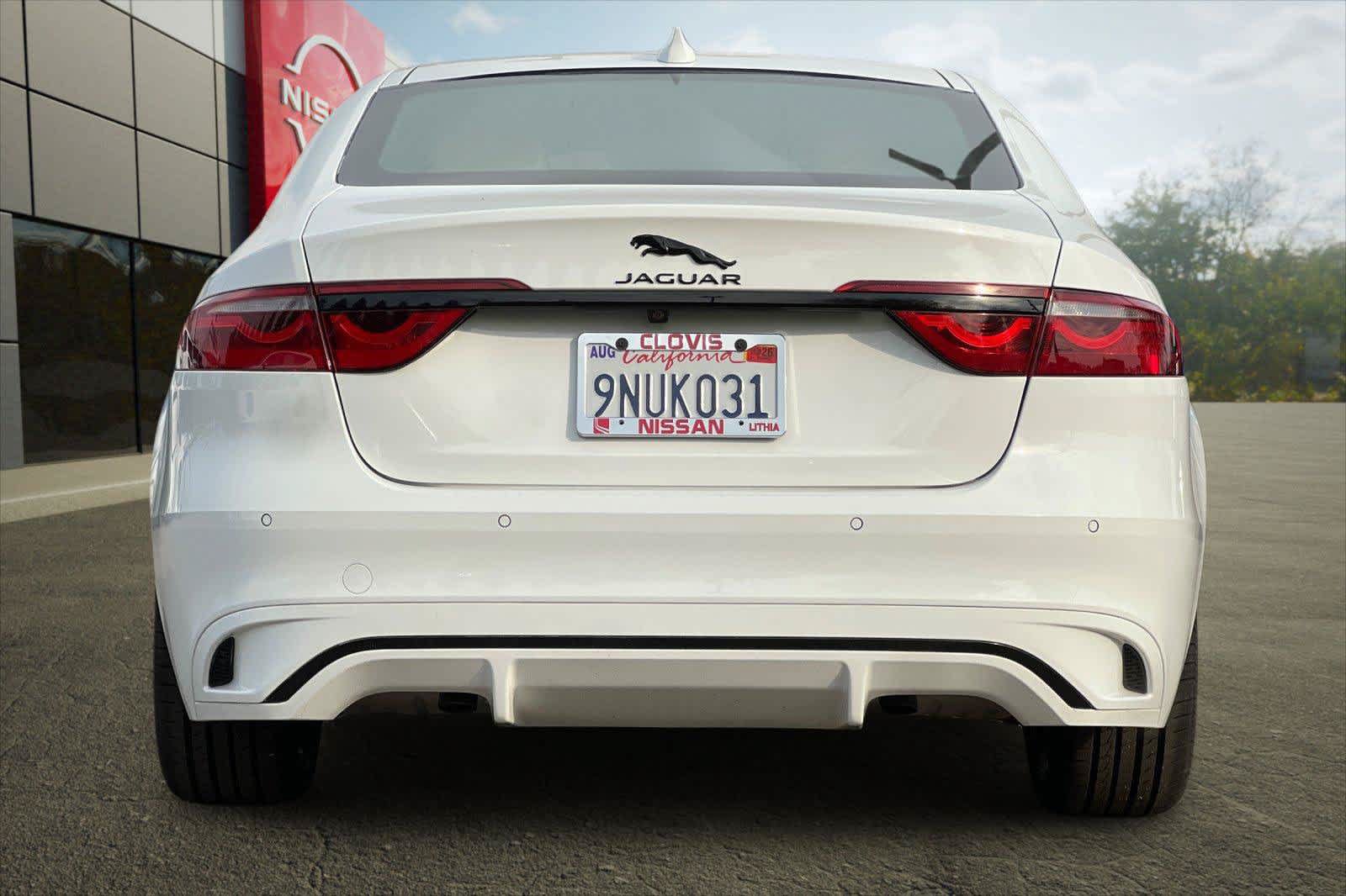Used 2024 Jaguar XF R-Dynamic SE AWD/4WD image 7