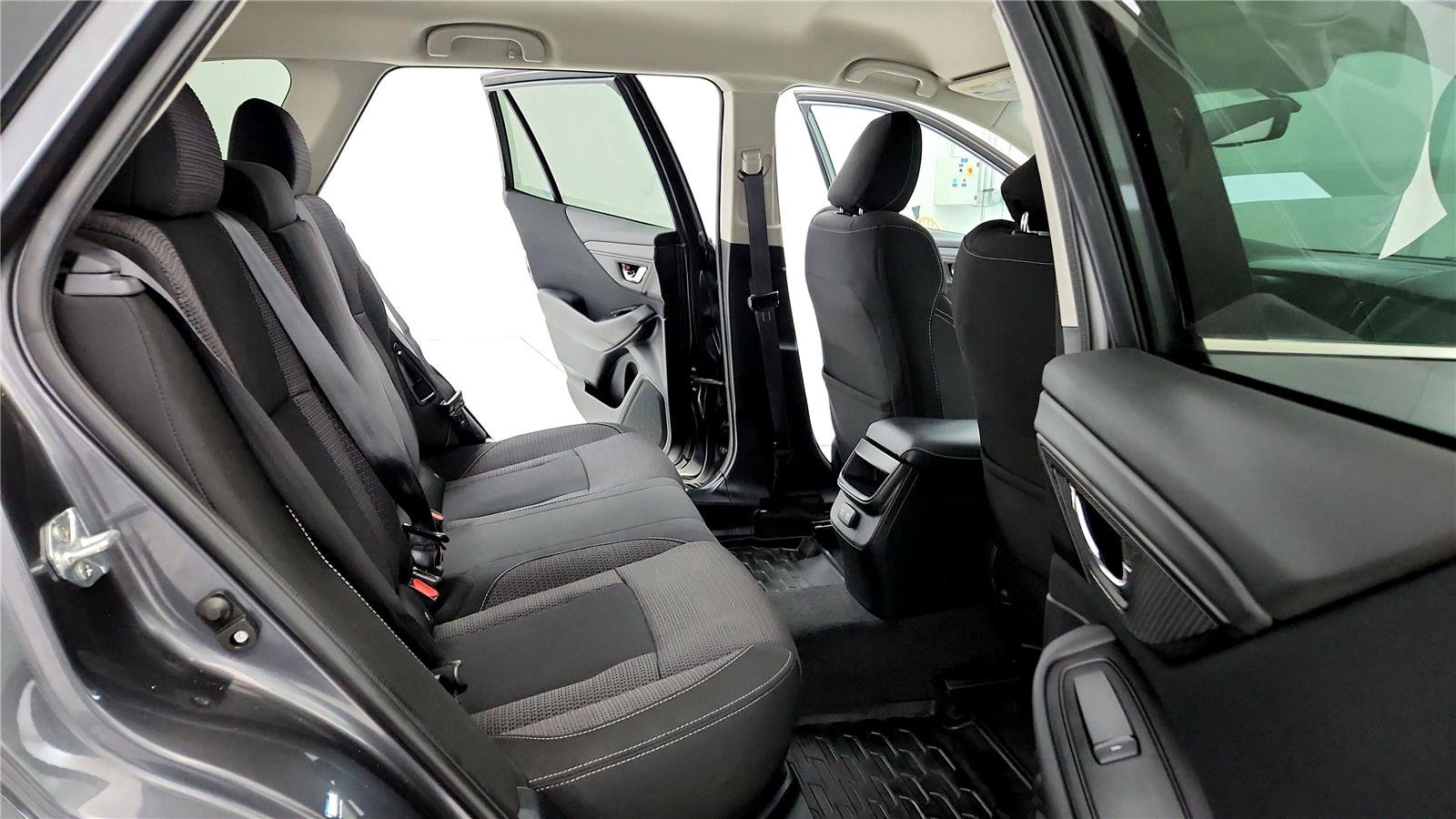 Used 2021 Subaru Outback Premium image 18