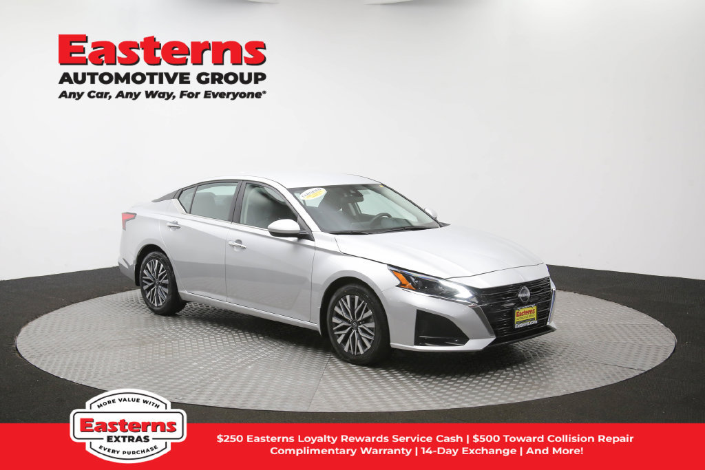 Used 2023 Nissan Altima 2.5 SV FWD image 50