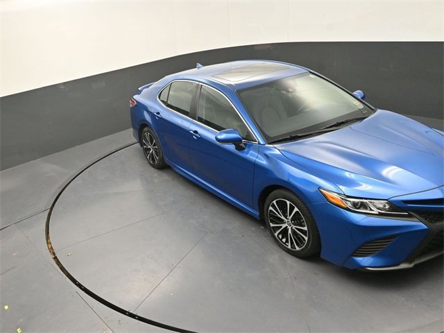 Used 2020 Toyota Camry SE image 9