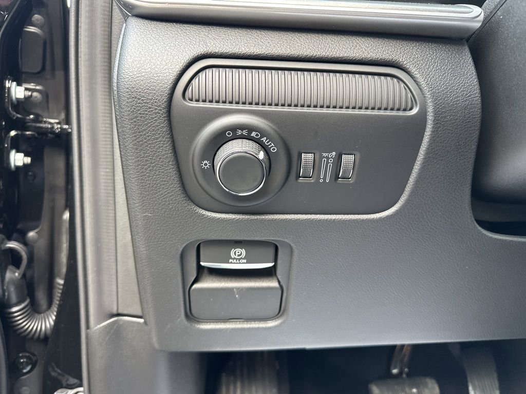 New 2026 Jeep Grand Wagoneer L 4WD w/ Premium Group I image 71