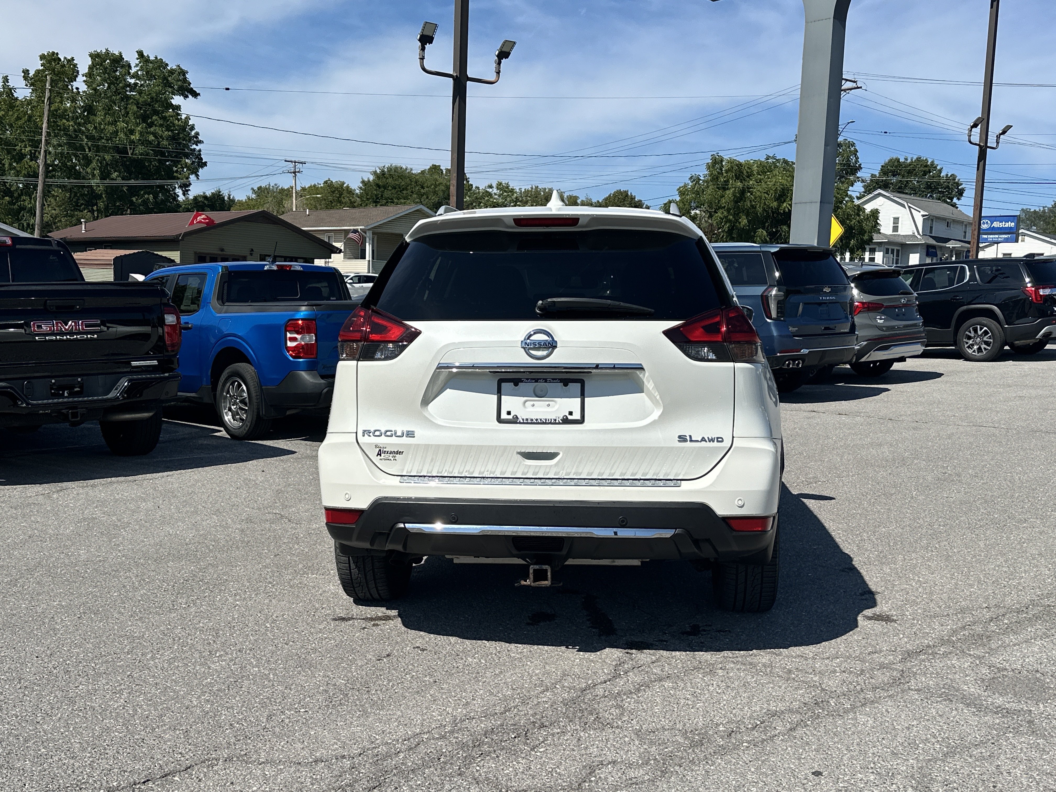 Used 2020 Nissan Rogue SL w/ Premium Package AWD/4WD image 4
