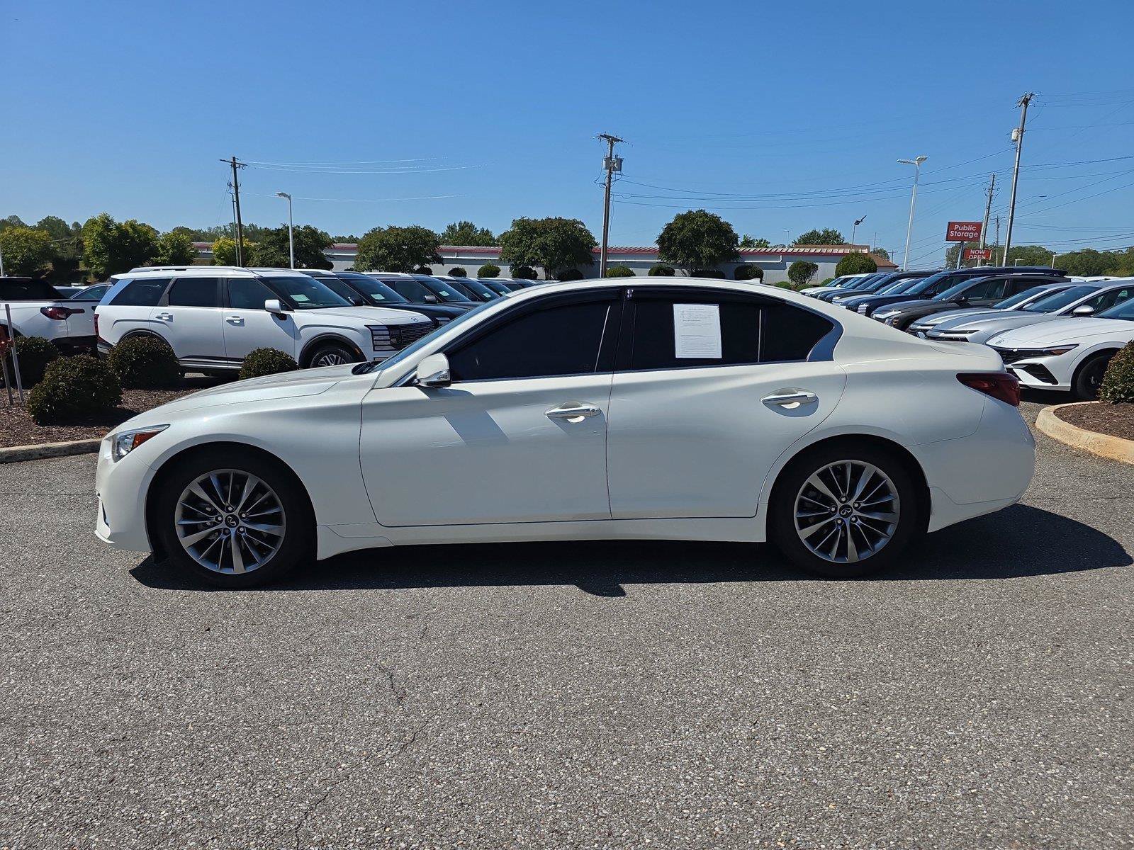 Used 2023 INFINITI Q50 Luxe w/ Cargo Package RWD image 3