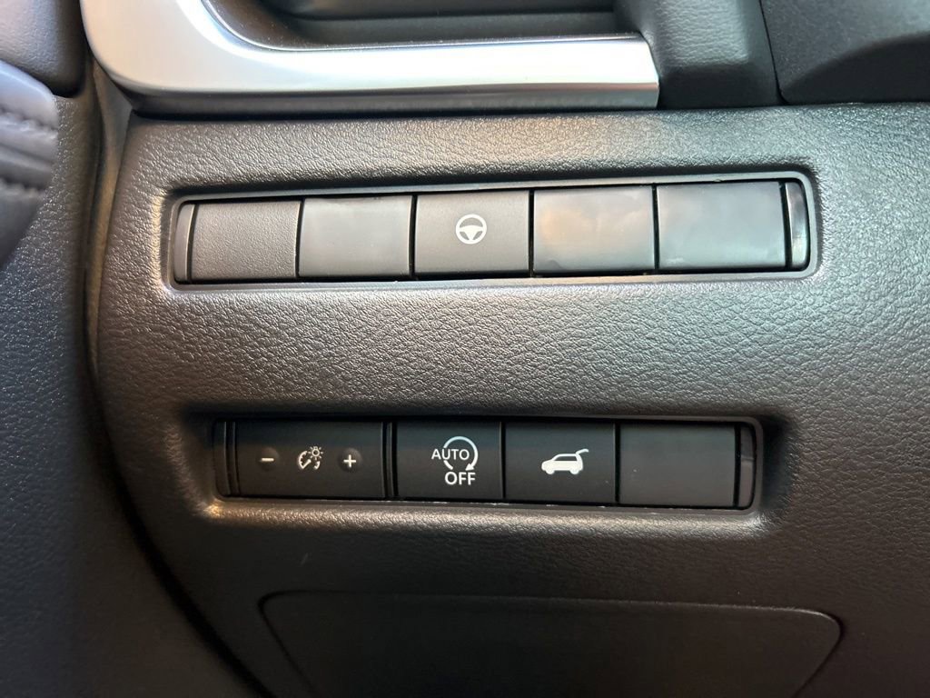 New 2026 Nissan Rogue SV w/ Cold Weather Package image 30