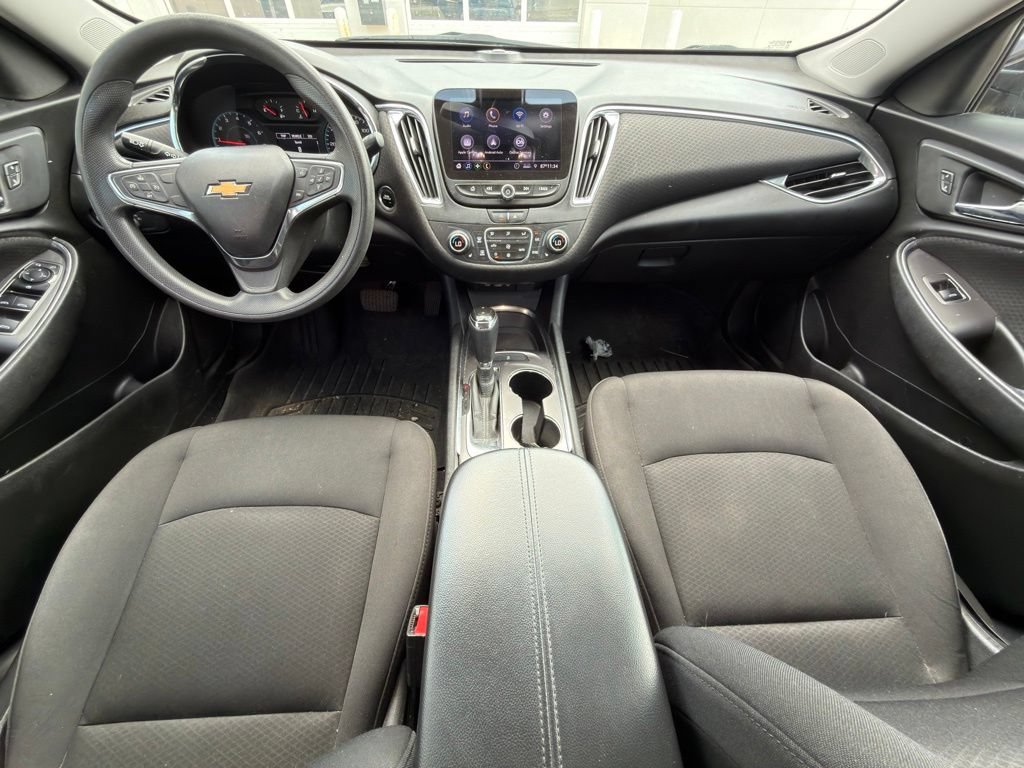 Used 2020 Chevrolet Malibu LT FWD image 9