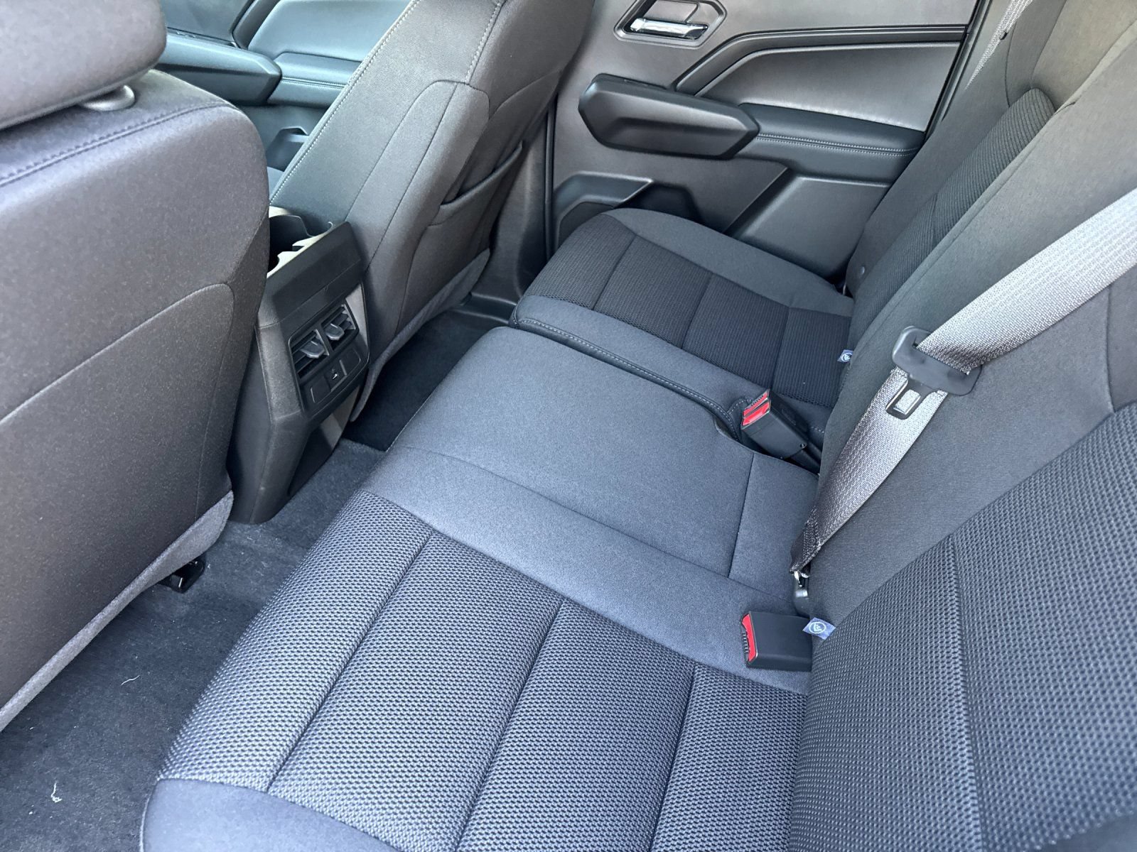 New 2026 GMC Canyon Elevation w/ Technology Package RWD image 12